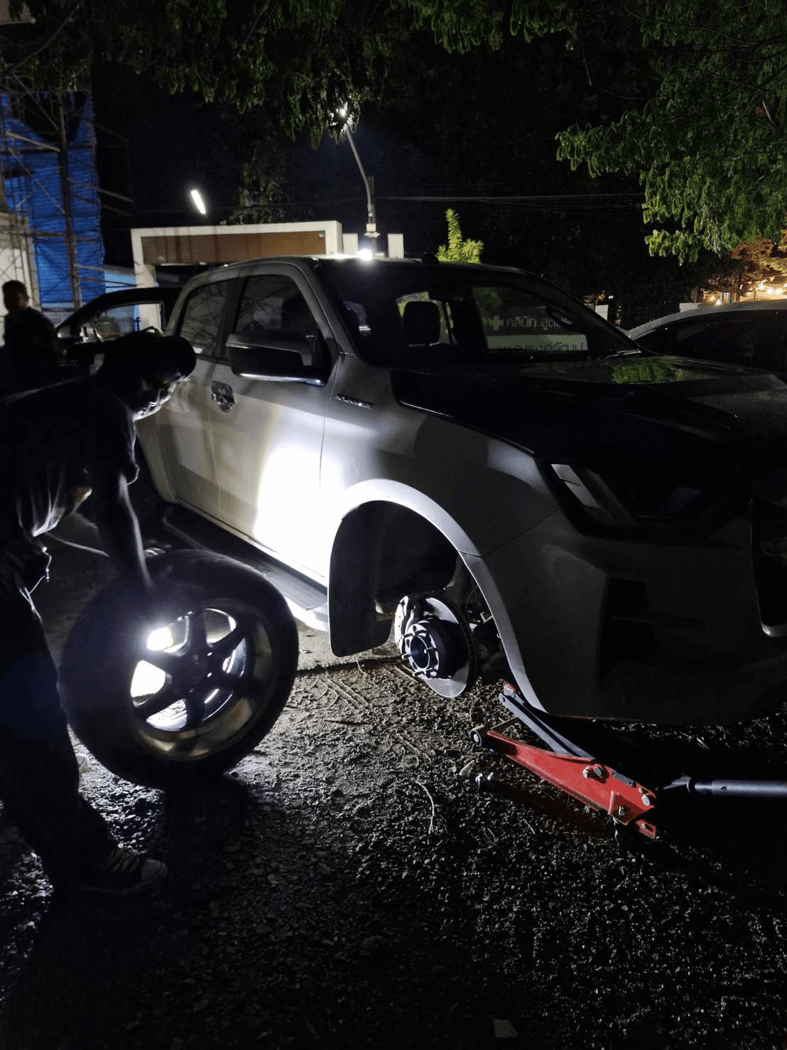 งานซ่อมรถ 4